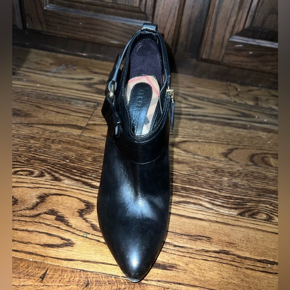 Burberry black real leather heels w/ buckle. European size 38, US size = size 7 - Picture 5 of 8